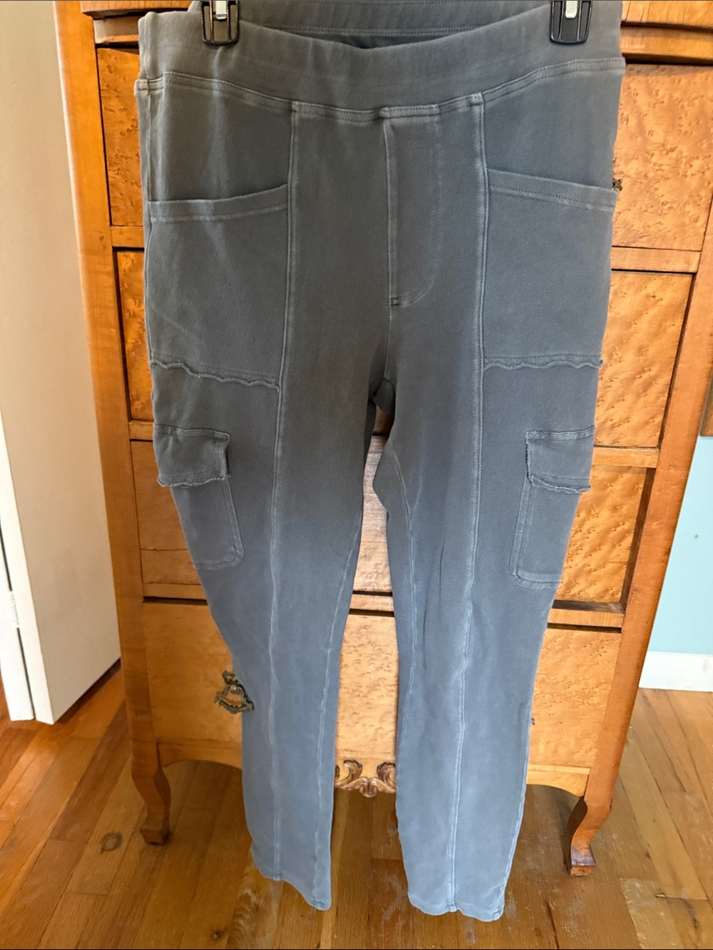 XCVI Gray Knit Denim Cargo Jegging